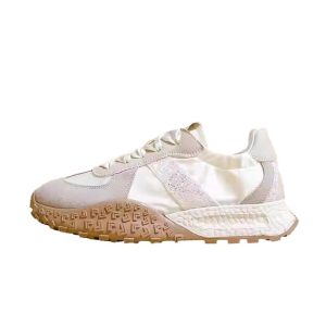 women’s shoes
