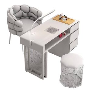 Nail table