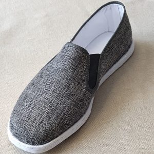 Canvas shoes