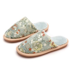 Fabric slippers
