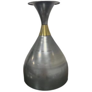 Table leg