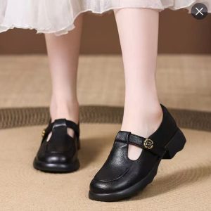 women’s shoes