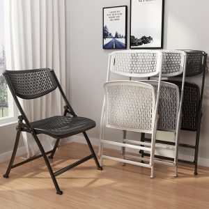 Plastic folding chair