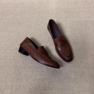 Leather shoes