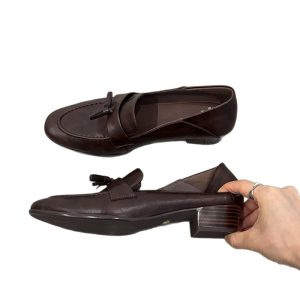 women’s shoes