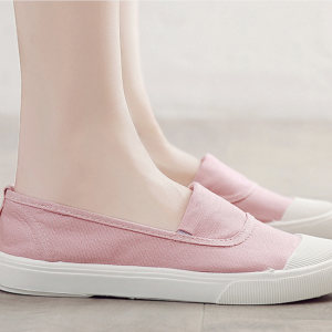 Canvas shoes