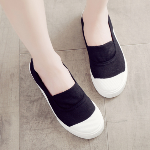 Canvas shoes