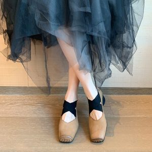 Women's shoes