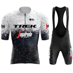 Bicycle riding suit