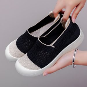 Canvas shoes