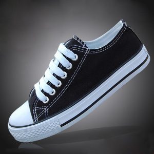 Canvas shoes