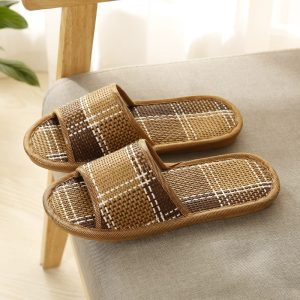 Cotton-soled slippers
