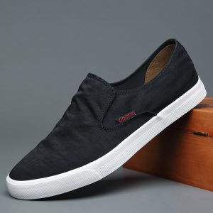 Canvas shoes