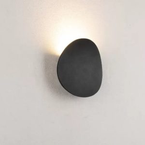 Outdoor wall lamp