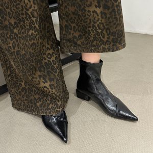 Leather shoes