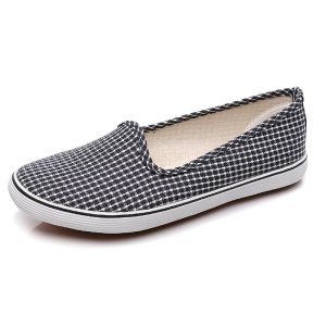 Canvas shoes