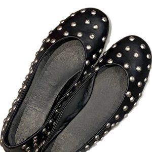 Leather shoes